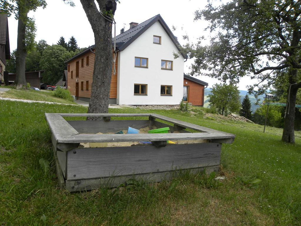 Hostal Na Zvonici Paseky nad Jizerou Exterior foto
